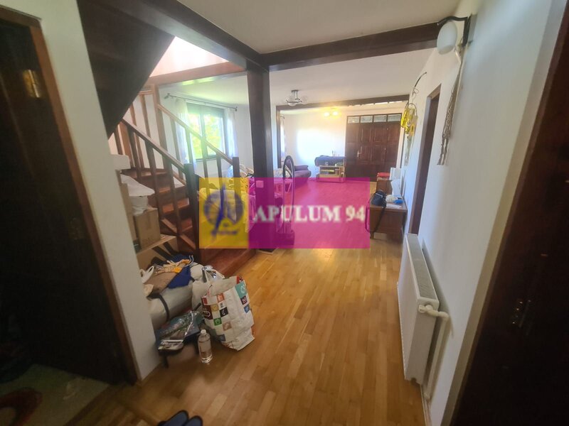 Vila de vanzare in Campina - Zona Muscel