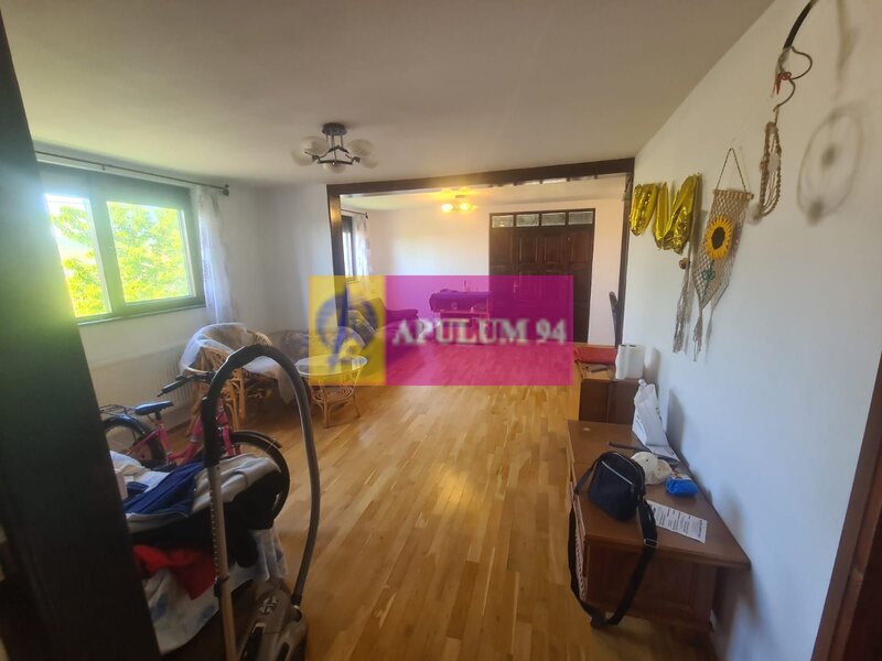 Vila de vanzare in Campina - Zona Muscel