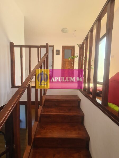 Vila de vanzare in Campina - Zona Muscel